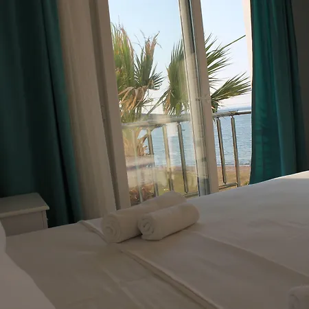 Alesya Hotel 4*
