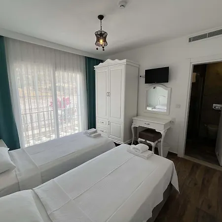Alesya Hotel Ciftlikkoyu